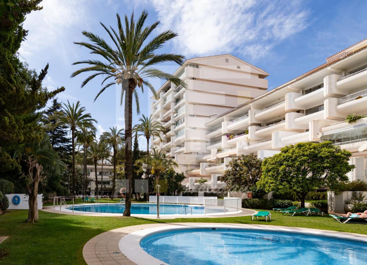 Apartamento Planta Jardín Con Gran Terraza, Soleado 132